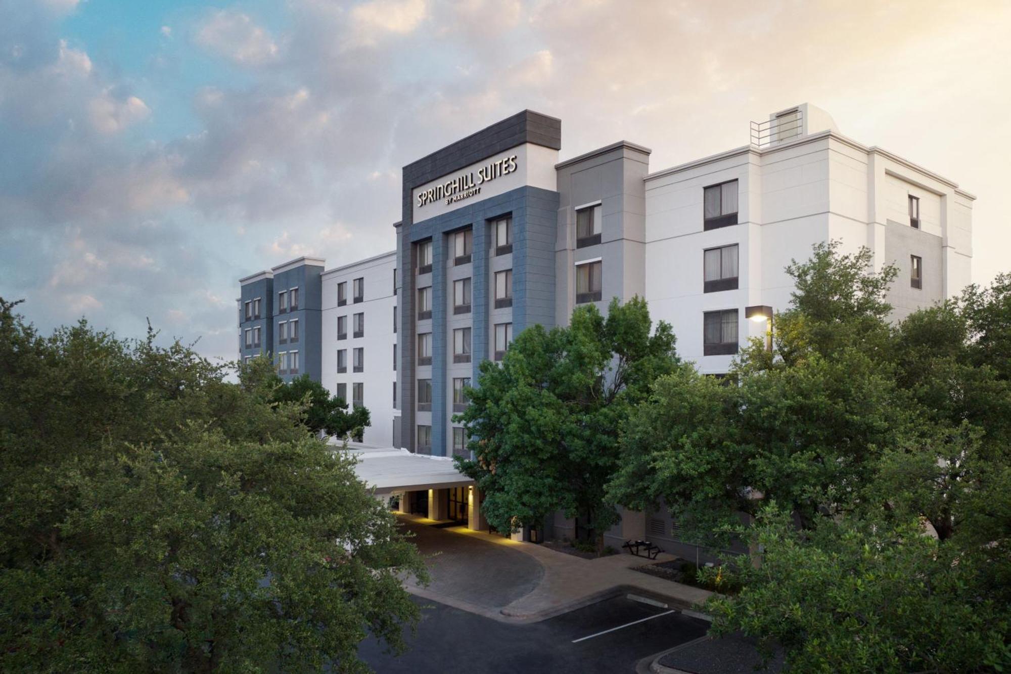 Springhill Suites Austin South Exterior photo