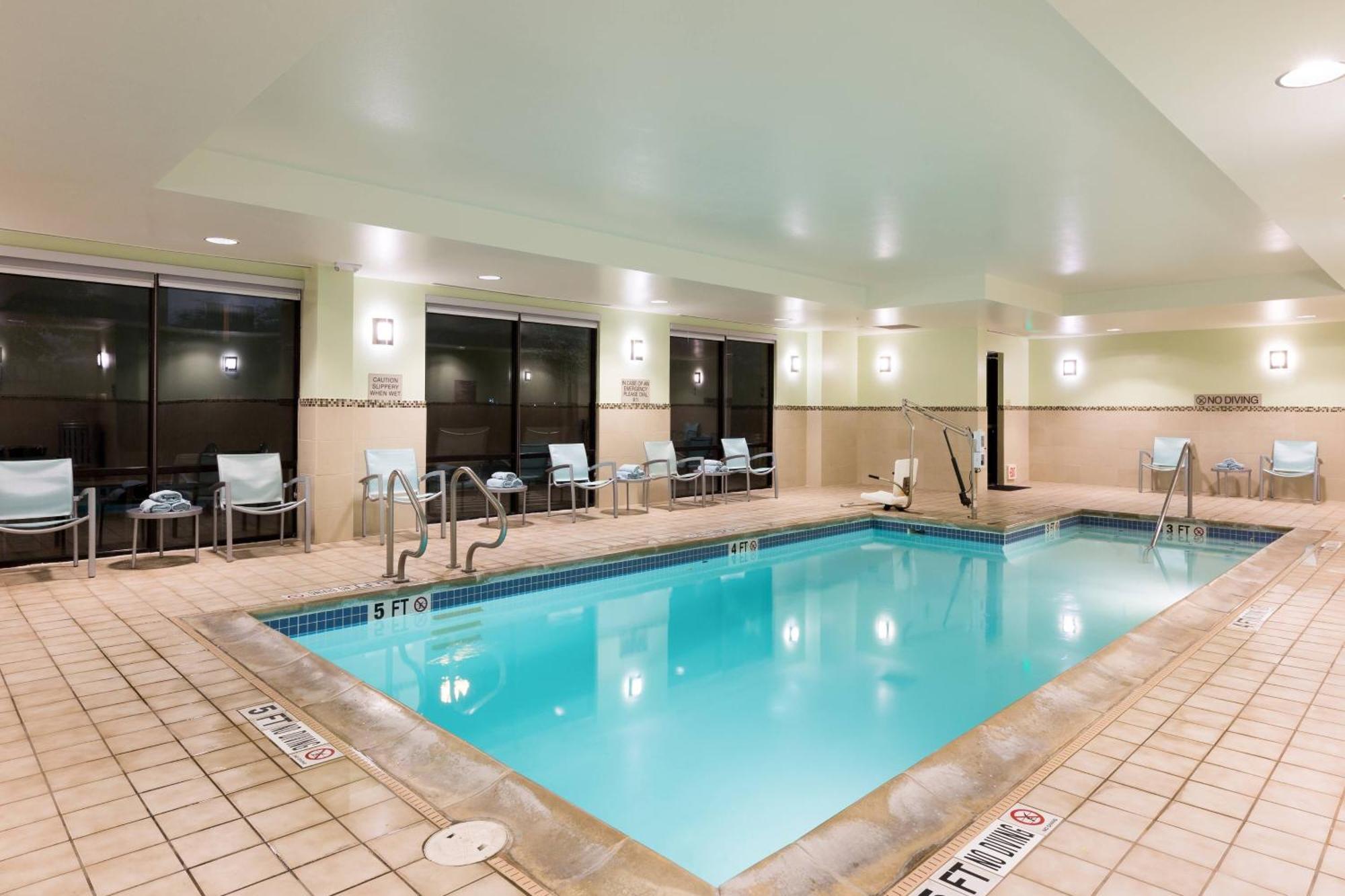 Springhill Suites Austin South Exterior photo